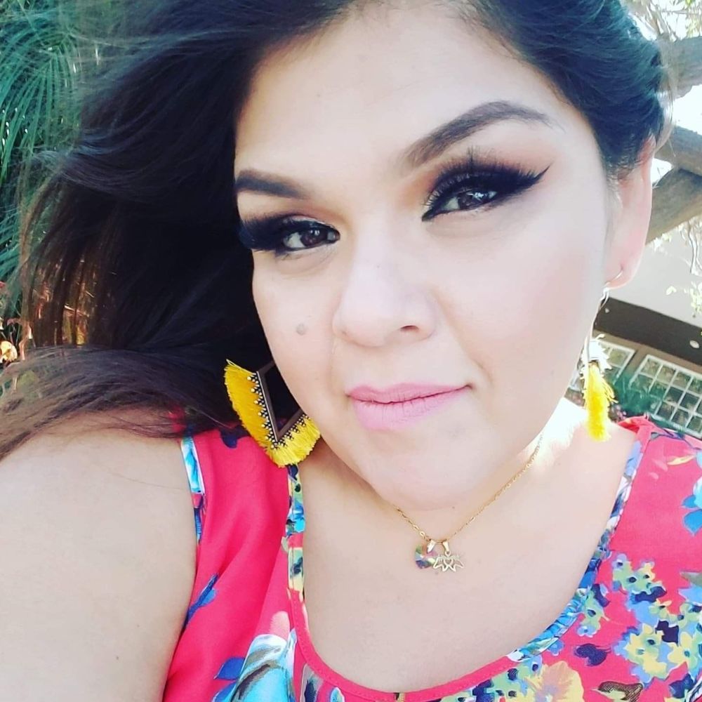 Meet your Posher, Angie